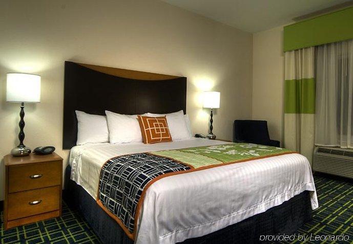 Fairfield Inn & Suites Auburn Opelika Room photo